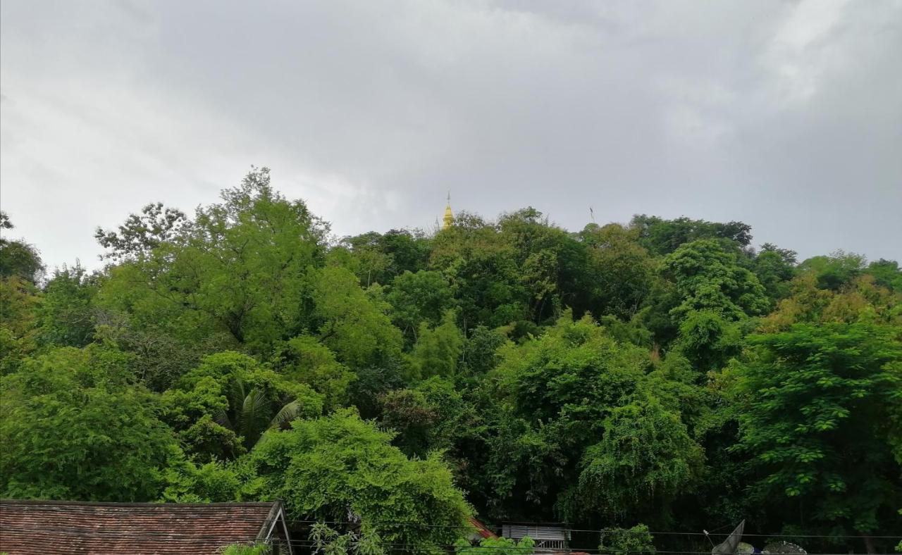 Villa Merry Lao Ban Aphay Luang Prabang Bagian luar foto