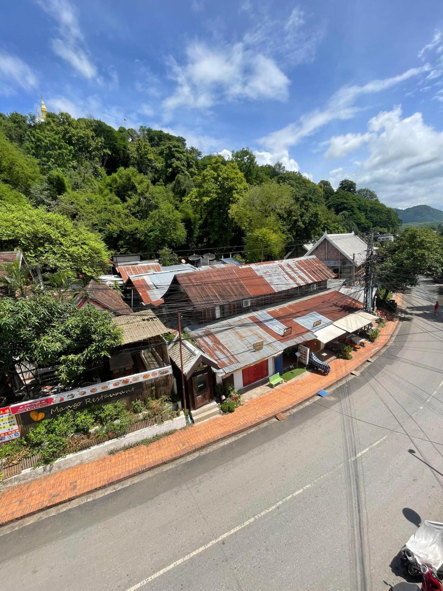 Villa Merry Lao Ban Aphay Luang Prabang Bagian luar foto